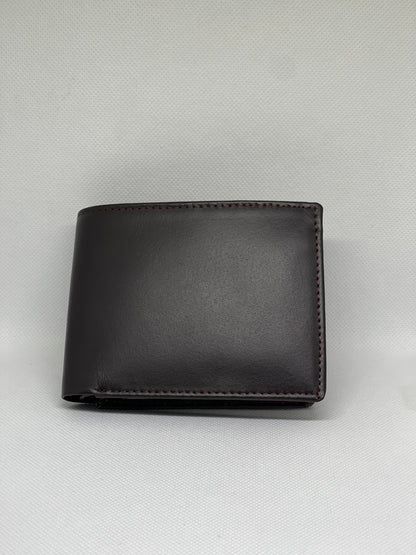 Premium Cow Leather Wallet – Classic Simplicity