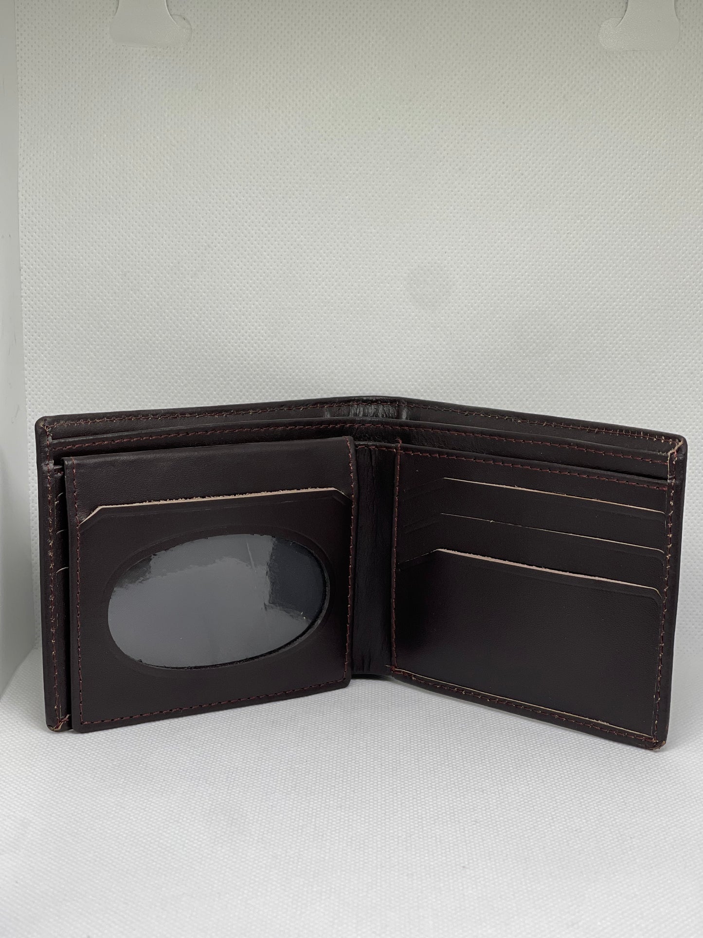 Premium Cow Leather Wallet – Classic Simplicity