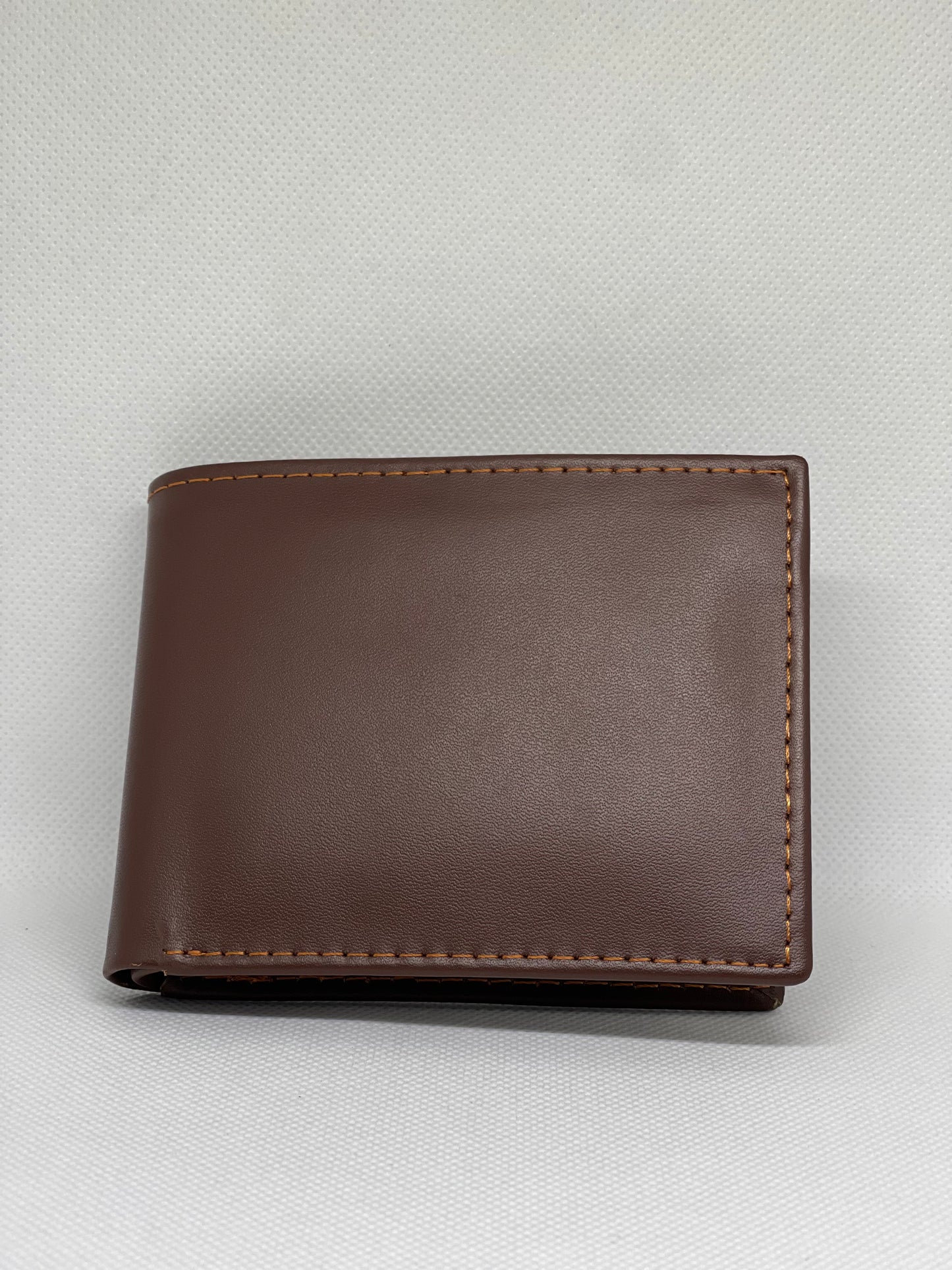 Premium Cow Leather Wallet – Classic Simplicity