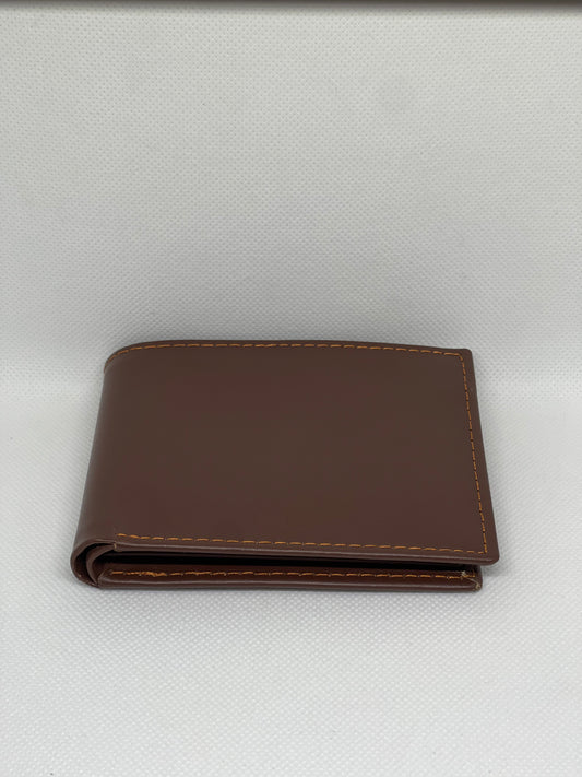 Premium Cow Leather Wallet – Classic Simplicity