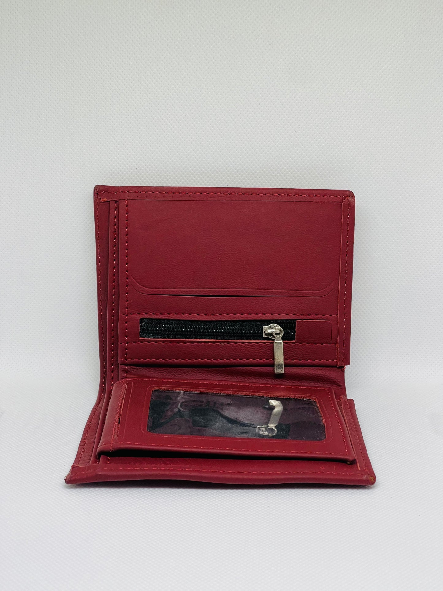 Elegant Medium Wallet Crafted With Chatai